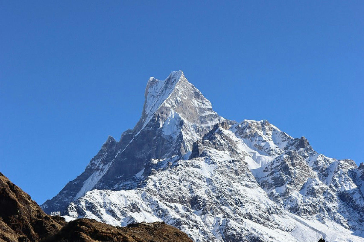 Cinque itinerari mozzafiato in Nepal: i trekking più affascinanti tra monasteri e vette himalayane