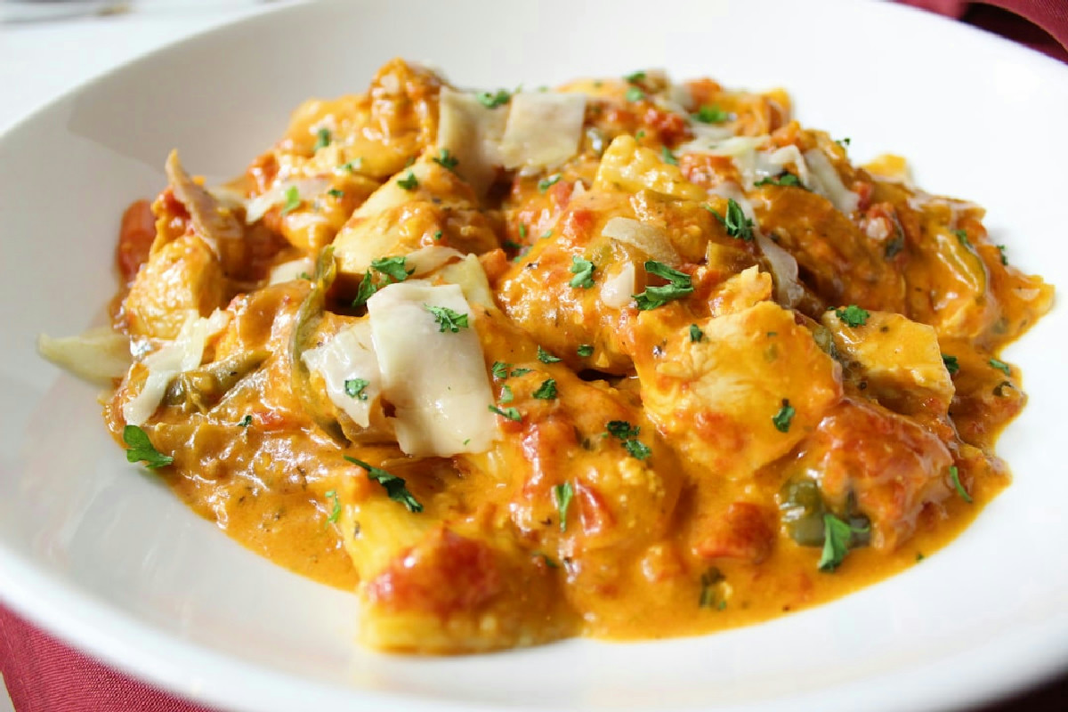 Ravioli di pesce e uova di salmone: a Natale la pasta ripiena diventa raffinata e irresistibile