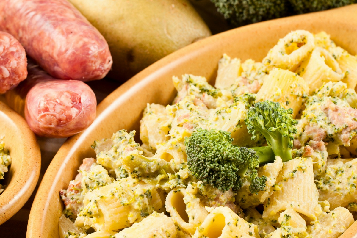 Se i broccoli non ti convincono, con questa pasta cremosa metti tutti d’accordo in 10 minuti